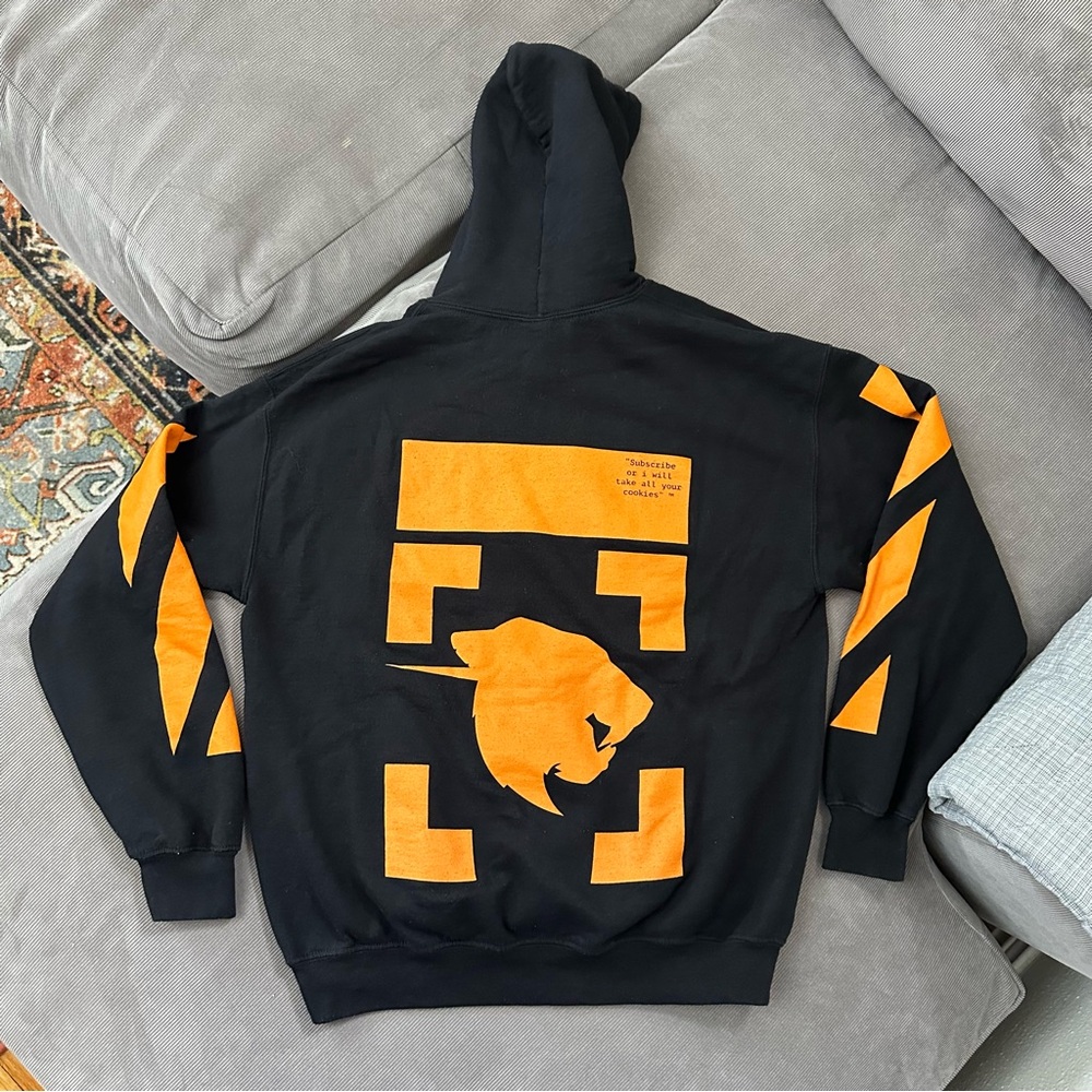 Mr. Beast Black Hoodie Medium Unisex" Subscribe Or I Will Take All Your Cookies"